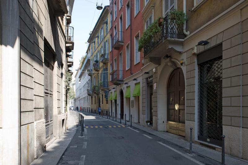 Cerva Fashion District Apartment Milano Exterior foto